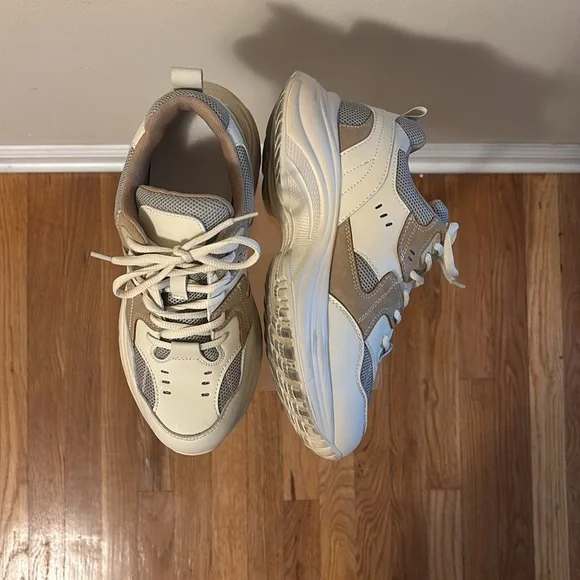 Cushionaire Strike Chunky Cream and Tan Sneakers - Picture 4 of 14